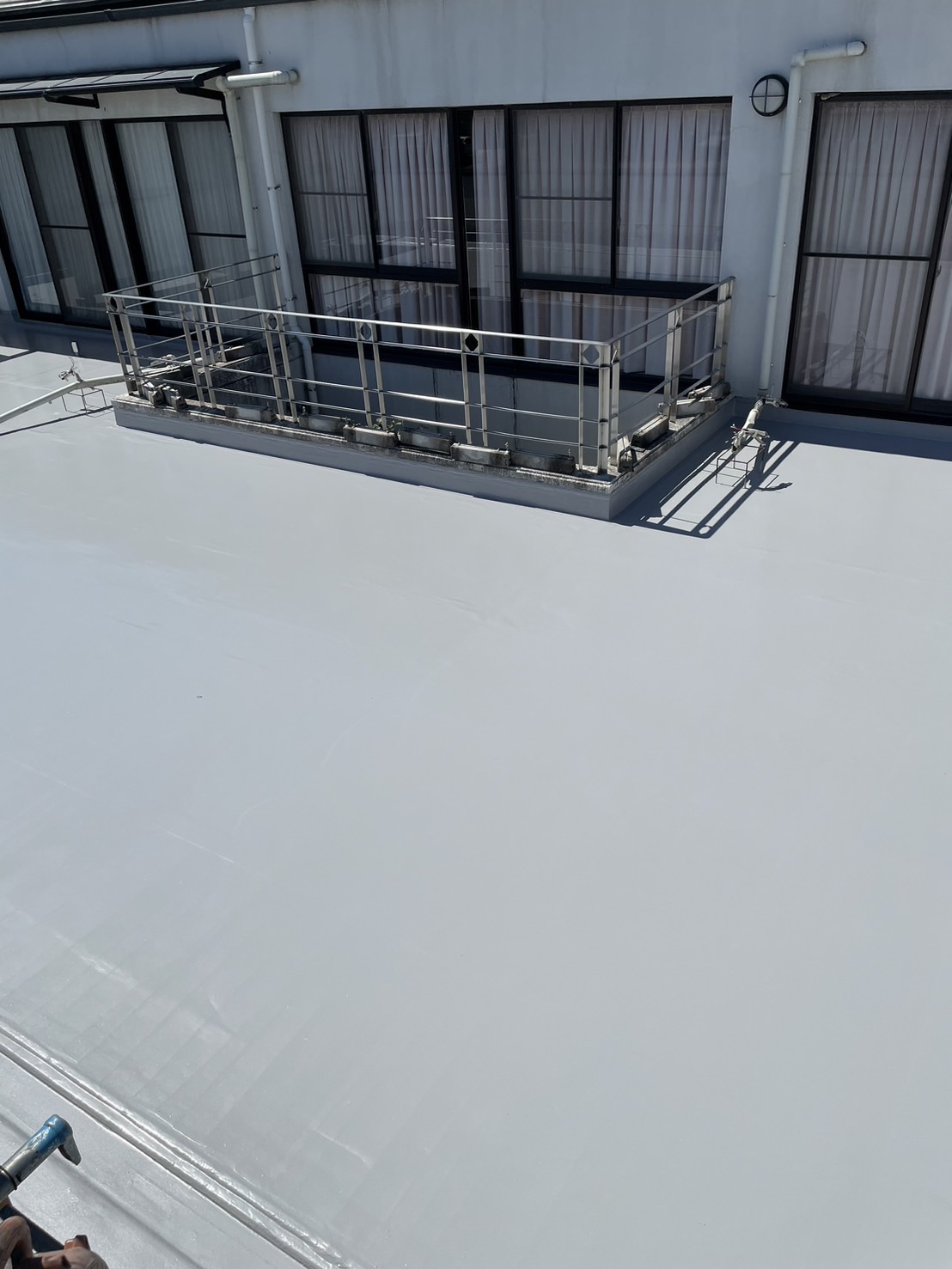 ウレタン塗膜防水による屋上改修工事